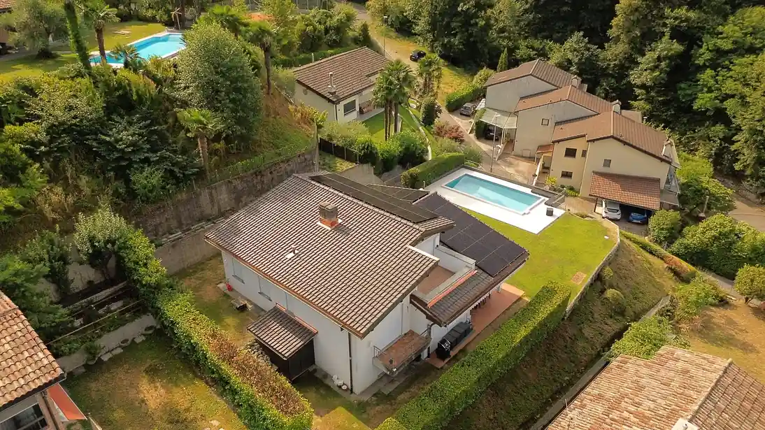 Risanamento completo del tetto di una villa a Pregassona